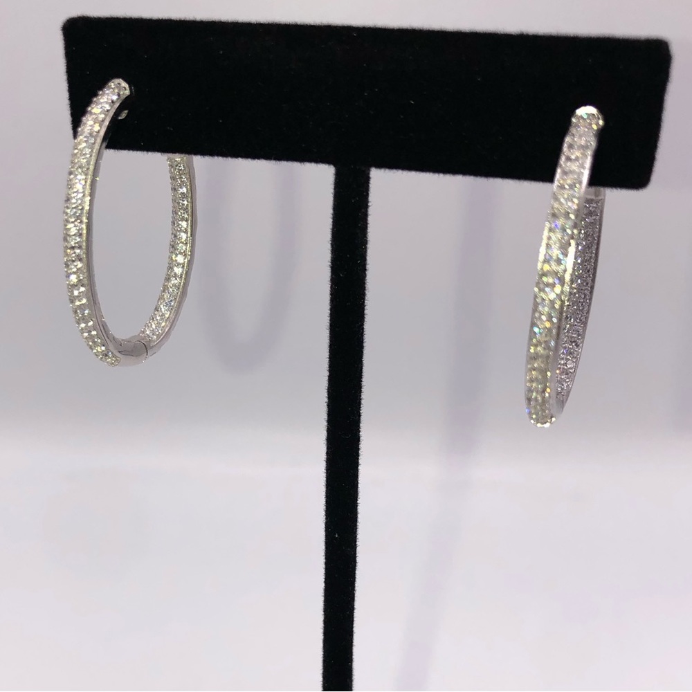 2ct Oval Hoops - Picture 5 of 10